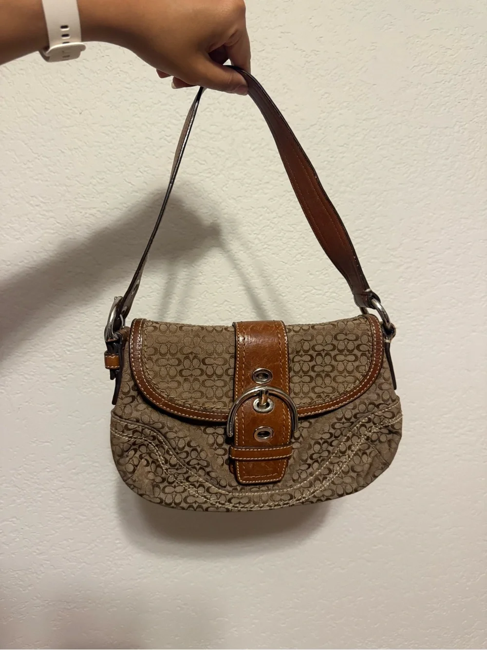 COACH | Vintage SoHo Signature Canvas Buckle shoulder bag | Brown